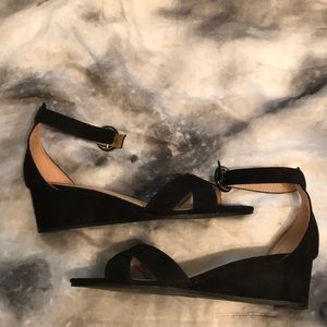 Women’s size 8 heels